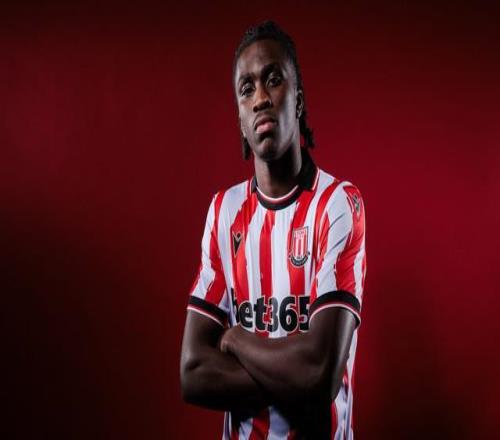 汤普森赠医,者冠军戒表,感激,皇冠,Crown,皇冠体育官网,皇冠官网,皇冠体育下载